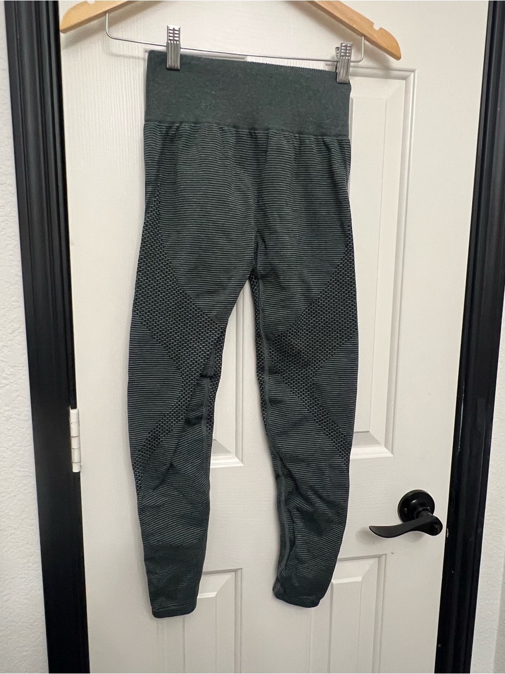 Gymshark sport seamless high waisted athletic legging Size Small